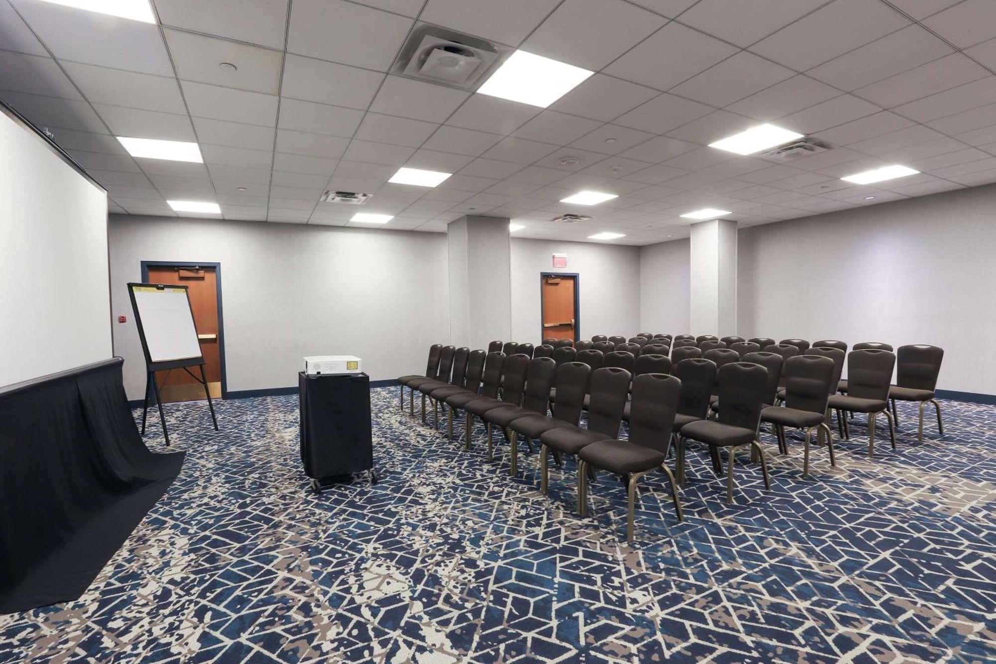 Radisson Plaza Hotel And Suites Καλαμαζού Εξωτερικό φωτογραφία