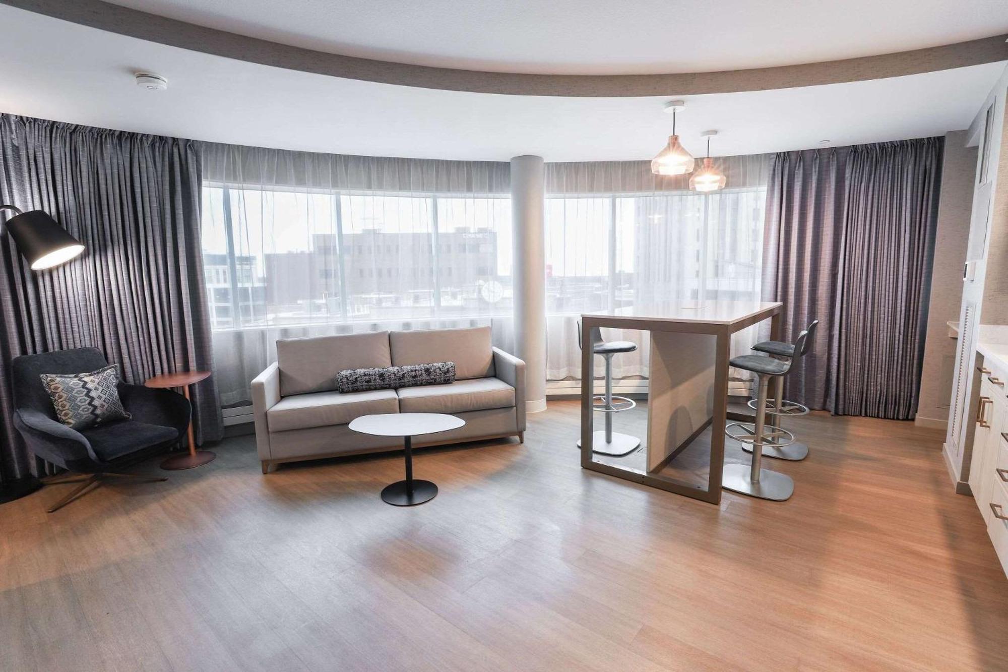 Radisson Plaza Hotel And Suites Καλαμαζού Εξωτερικό φωτογραφία