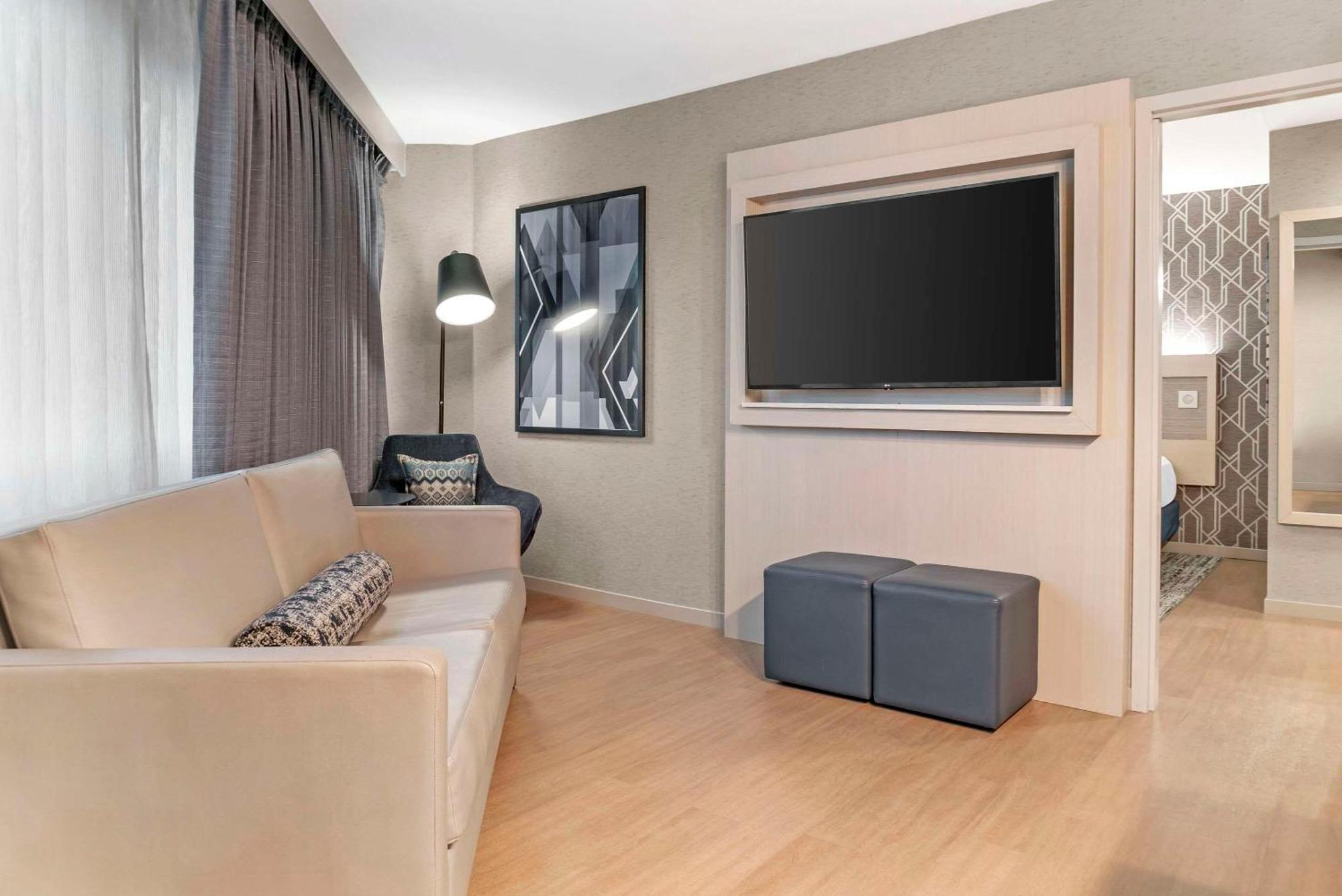 Radisson Plaza Hotel And Suites Καλαμαζού Εξωτερικό φωτογραφία