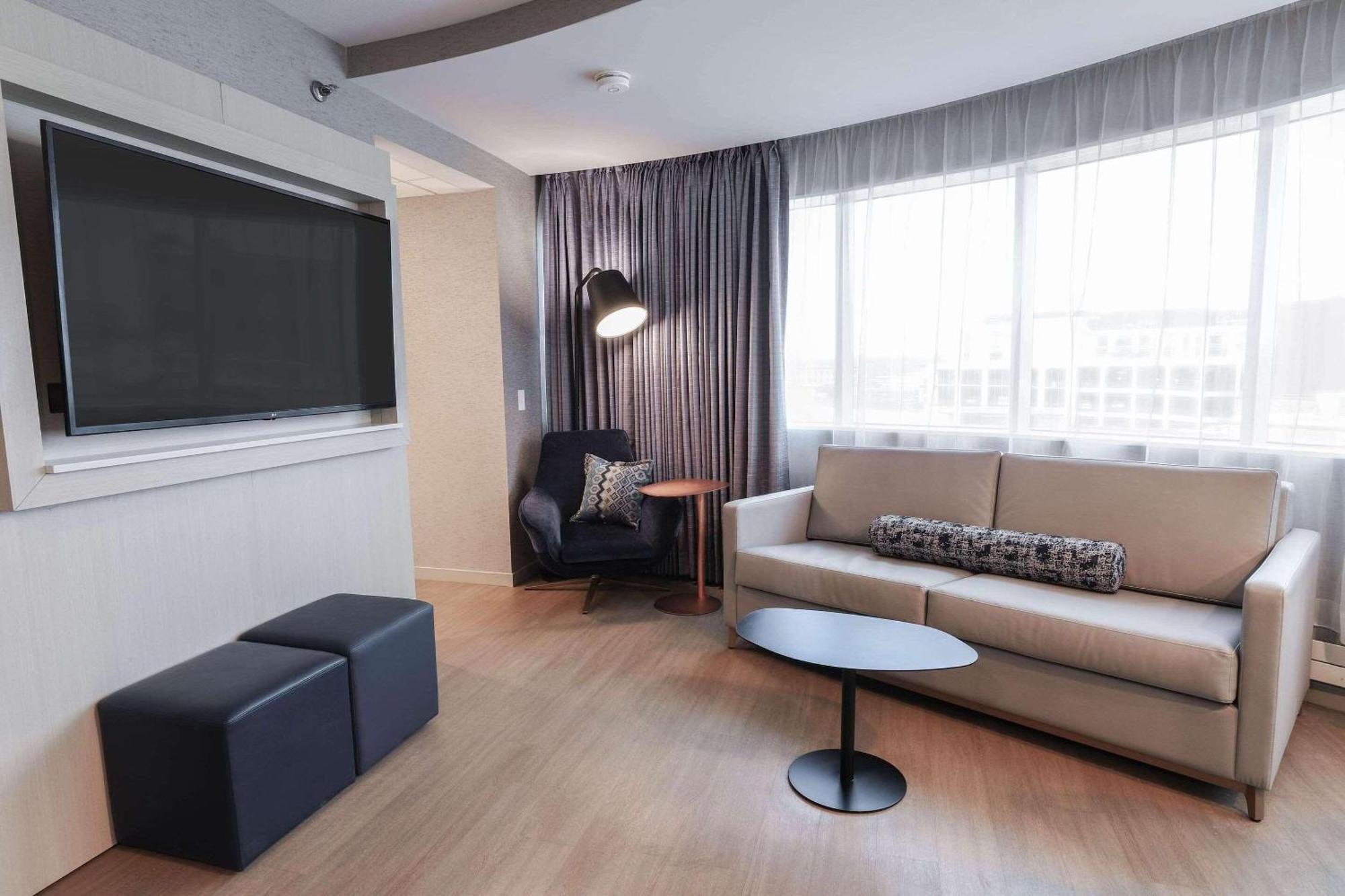 Radisson Plaza Hotel And Suites Καλαμαζού Εξωτερικό φωτογραφία